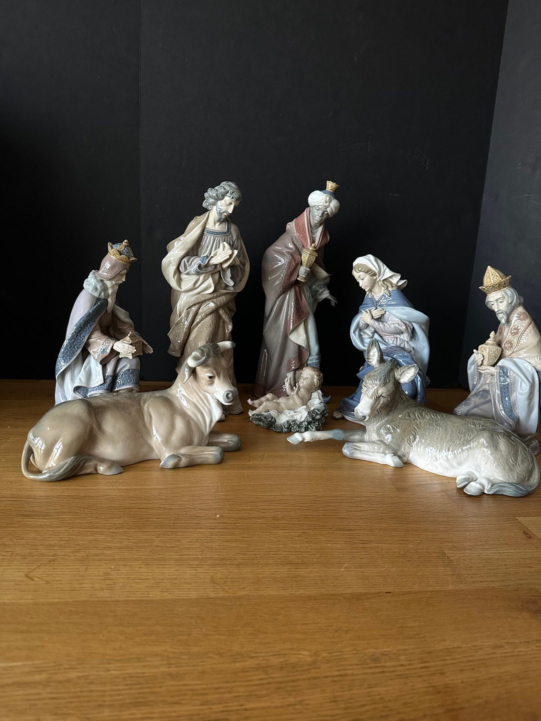 リヤドロ　LLADRO イエスの降誕　クリスマス　現行品　専用箱付 リヤドロ LLADRO イエスの降誕 クリスマス 現行品 専用箱付
