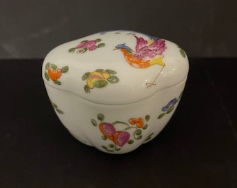 VINTAGE Royal de LIMOGES Trinket Box  With  Flower and PHEASANT  Pattern