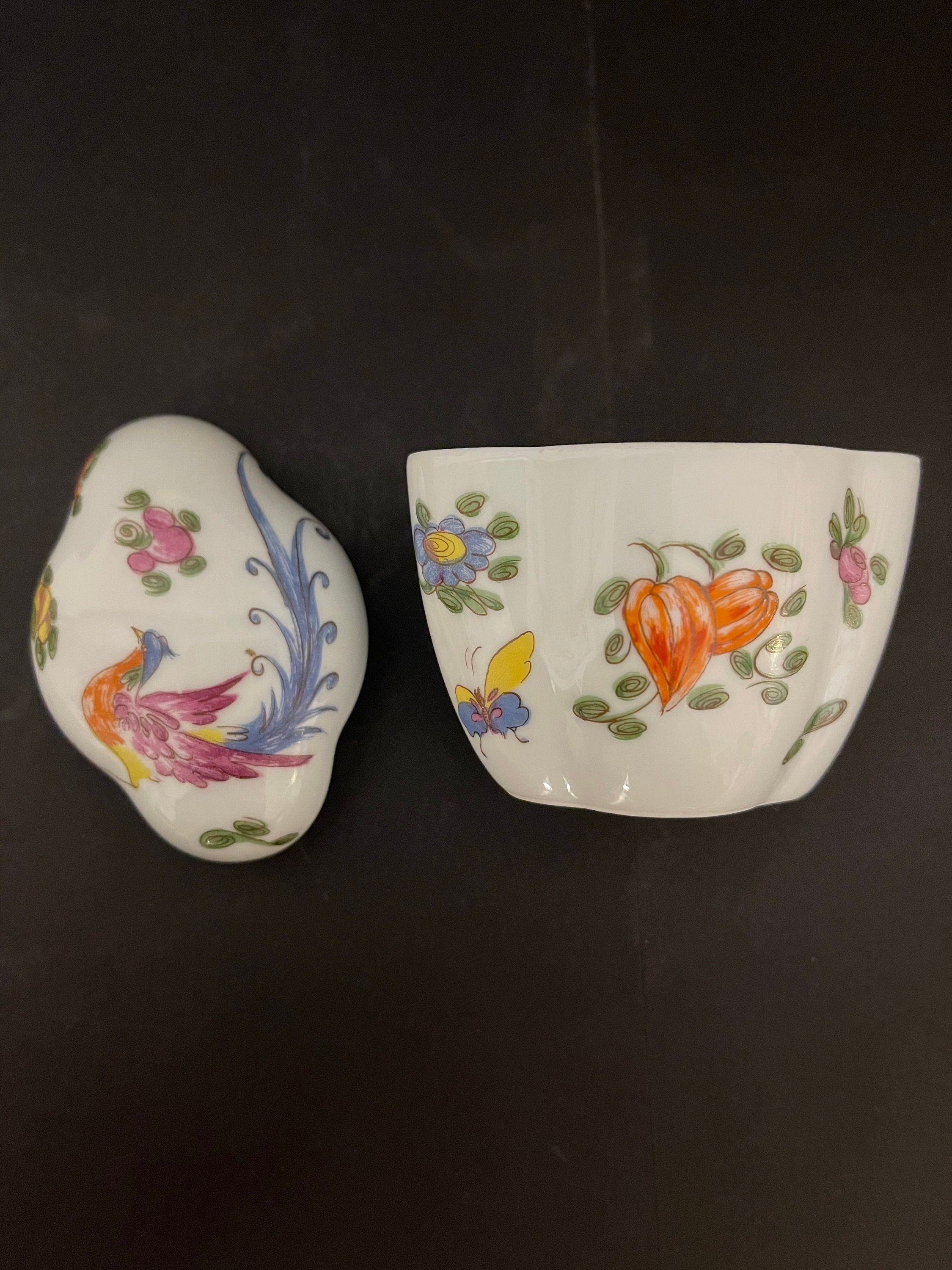 ヴィンテージ Royal de LIMOGES 花とキジの模様の小物入れ