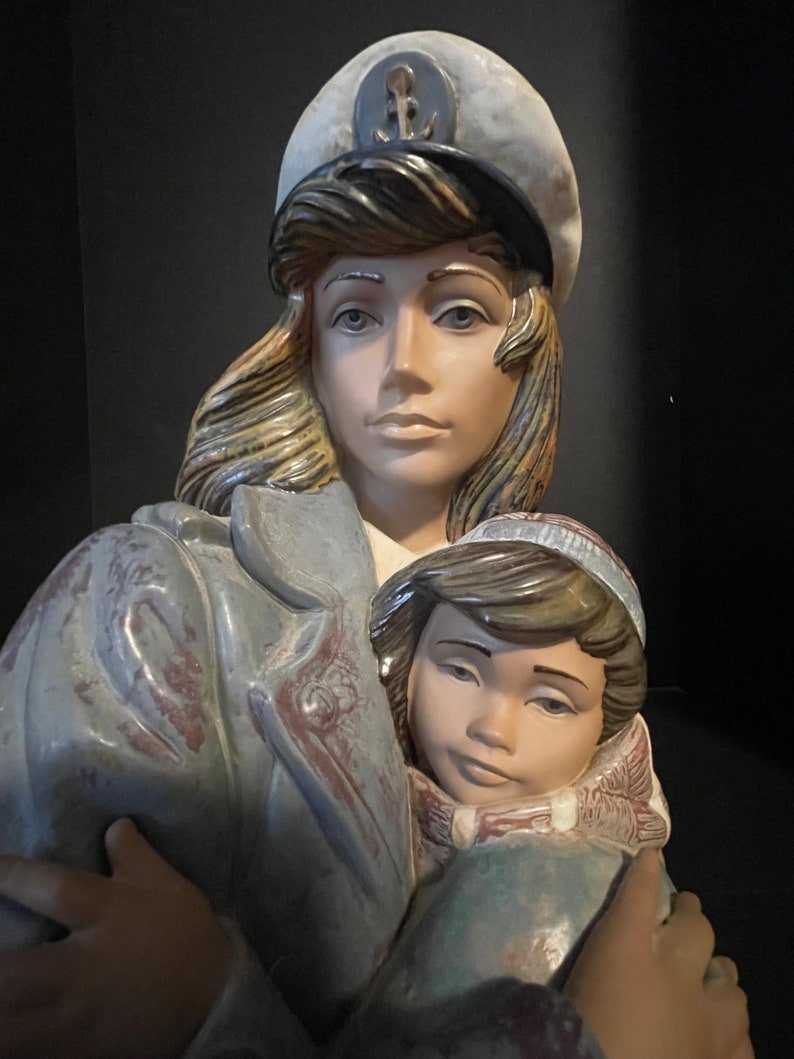 Rare LLADRO GRES Bust FIGURINE Woman in Captain's Hat With Child 1980