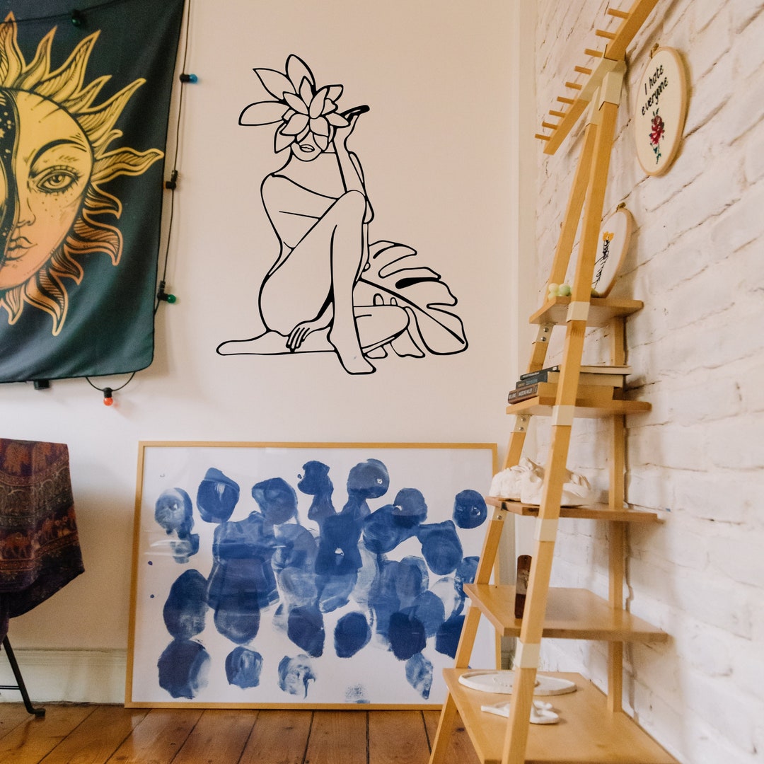 Woman Metal Wall Art, Bathroom Wall Decor, Metal Line Art, Metal Wall