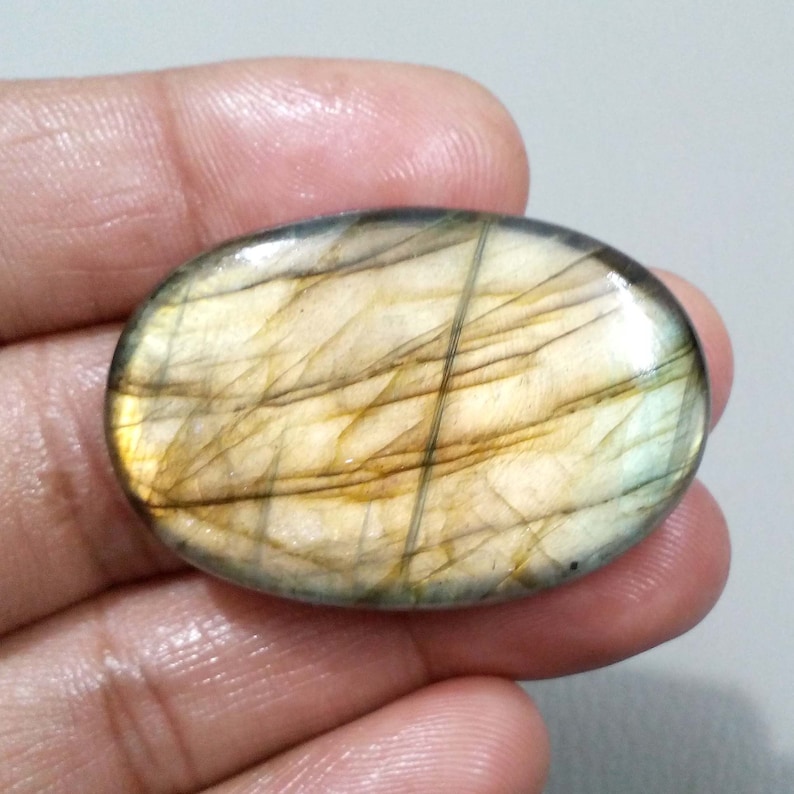 Spectacular Labradorite Cabochon Oval Shape Loose Gemstone 86 Crt 43x29x8 mm For Making Jewelry