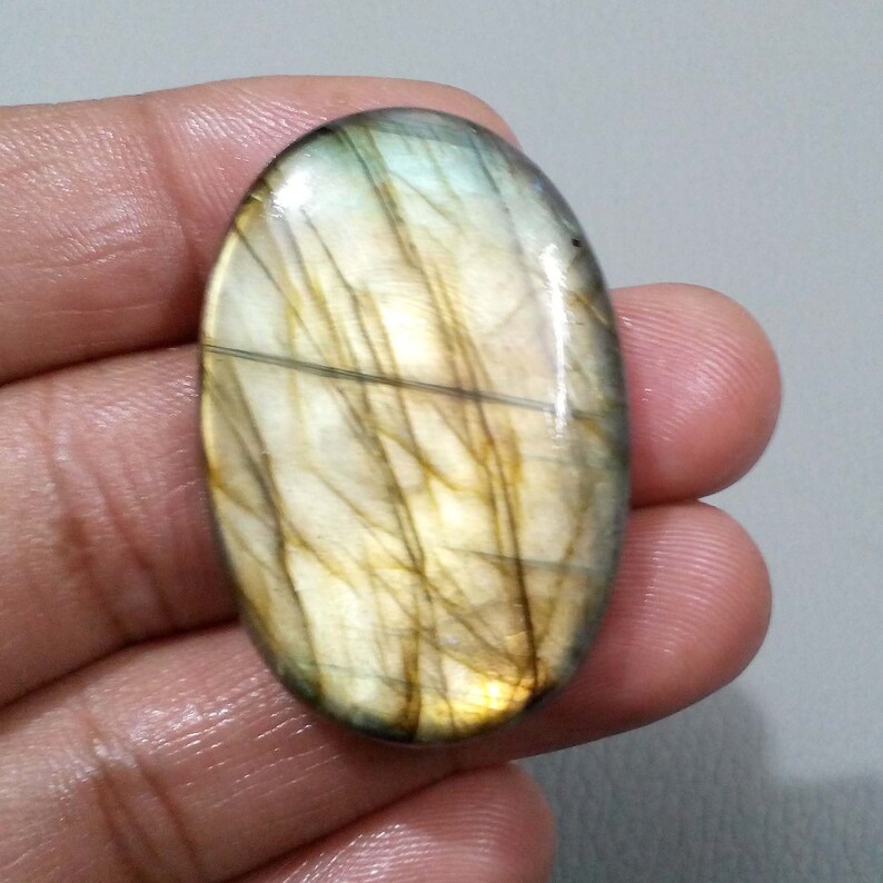 Spectacular Labradorite Cabochon Oval Shape Loose Gemstone 86 Crt 43x29x8 mm For Making Jewelry