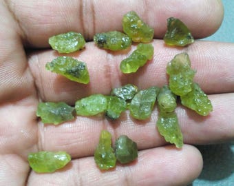 Lot Green Peridot Gemstone (18 Piece): Rough Jewelry Making Stones