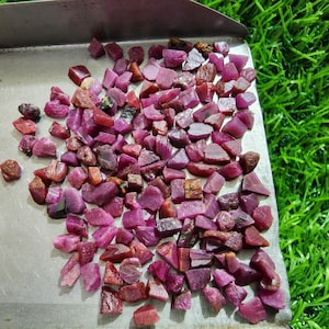 100% Natural Indian Ratnapuri Rare Red Ruby 160 Pcs Lot Size 3-5 MM Red Ruby Rough Loose Gemstone Use For Jewelry Making
