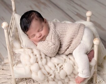 Pre-order, Cozy baby sweater, pants and hat, cozy stile baby outfit, lifestyle baby photoshoot