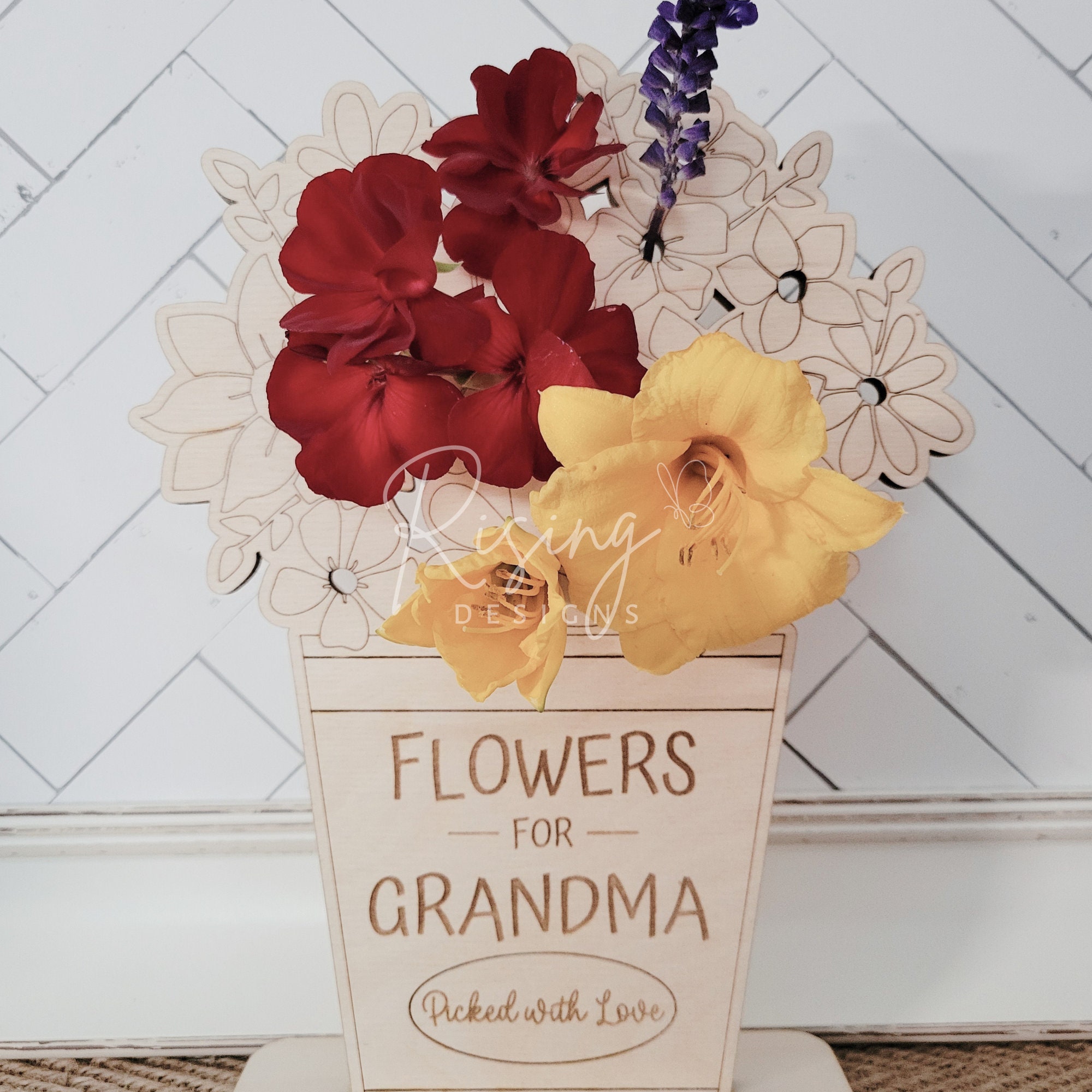 Hand Picked Wildflower Holder for Mom, Flower Stand, Picked Flower Stand,  Wildflower Display, Floral Arrangement Stand, Gifts for Mom 