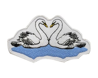 Bonito parche de cisne, parche de cisnes, parche de rimas para niños, parche bordado para coser, insignia para ropa, etc. 9x5 cm