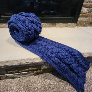 Thick Reversible Cable Scarf