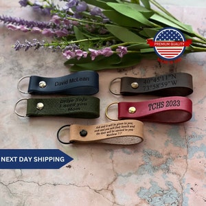 Personalized Leather Keychain. Custom Leather Keychain. Wedding Gift, Fathers day gift, Monogrammed Leather Key fob. Handmade in USA