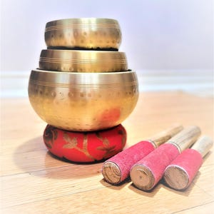 Hand beaten Tibetan Singing Bowl Meditation Calm Relaxing Sound Bowl Chakra Healing Sound Therapy Nepali Bowl