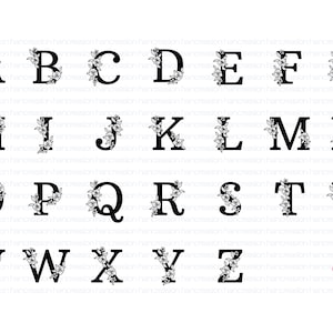 K&ouml;nnte beinhalten: Schwarz-wei&szlig;e Buchstaben des Alphabets mit floralen Verzierungen. Jeder Buchstabe ist mit einem Kranz aus Blumen und Bl&auml;ttern verziert.