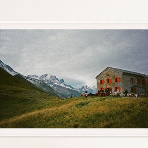 Ronde van de Mont Blanc | Toevluchtsoord Col de Balme | Olieverfschilderij stijl afdrukken | Landschapsfotografie kunst aan de muur | Filmfotografie
