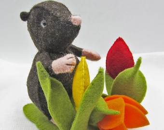 PDF pattern Mole with tulips - direct download - Dutch - English