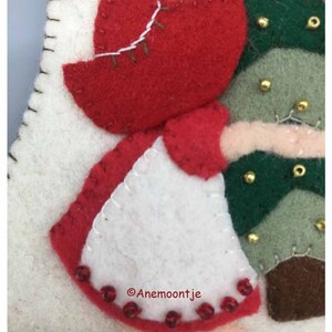 PDF Pattern Singing under the tree - instant download - Dutch - English image 4