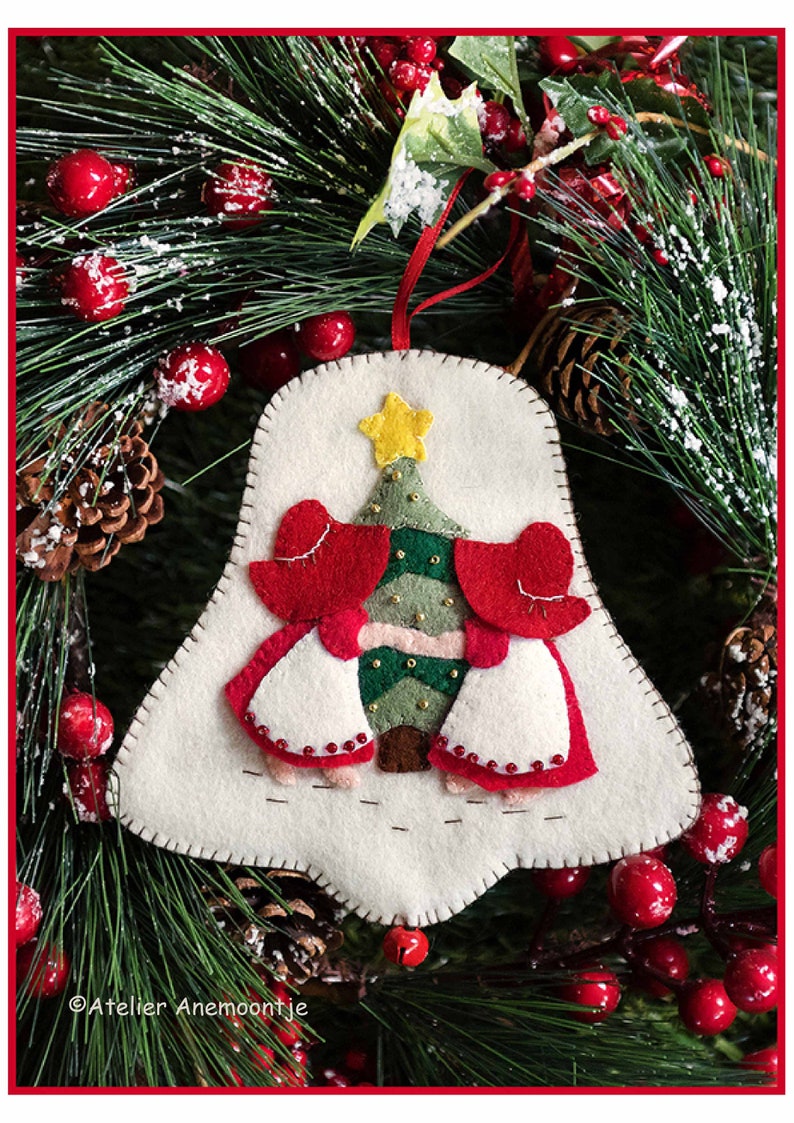 PDF Pattern Singing under the tree - instant download - Dutch - English image 1