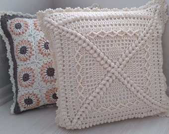 Crochet white Pillow Home Decor, Birthday gift, Housewarming, Cruelty free, cream, Custom color and size, Hypoallergic, Acrylic Yarn,Vintage