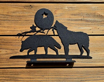 MAILBOX TOPPER | Wolf | Howling Wolves 2