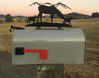 MAILBOX TOPPER | Cow Moose & Calf