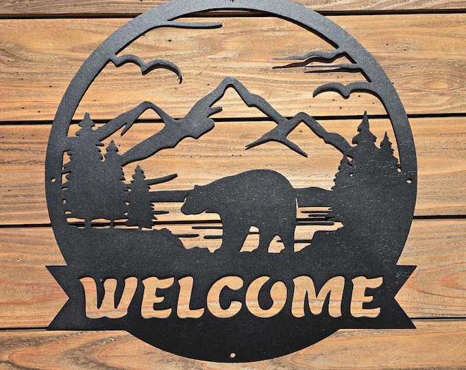 WELCOME SIGN | Bear | Mountain Scene