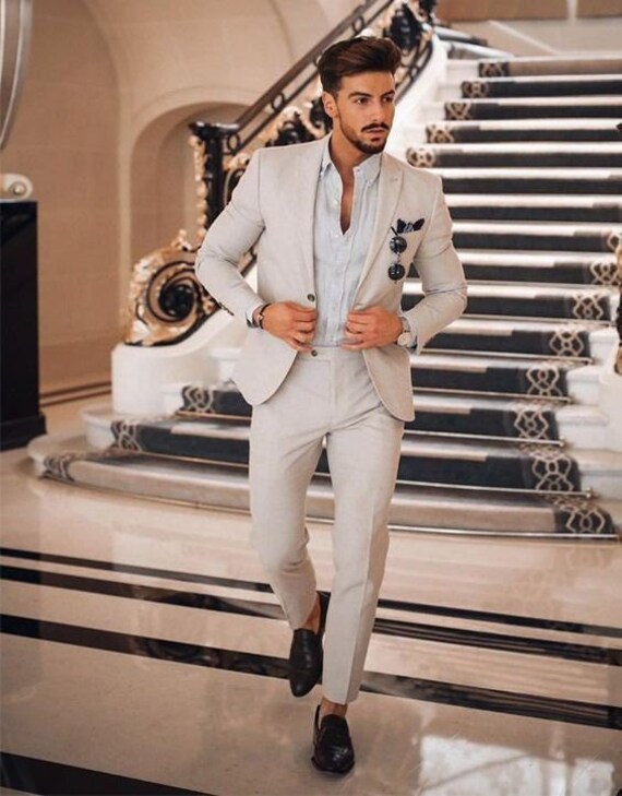 White Man Suit Ubicaciondepersonas cdmx gob mx