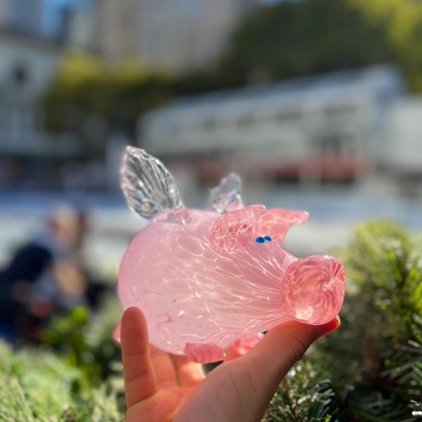 Flying Pigs, Hot Sculpted Hand Blown Glass Ornaments,pink Orbs