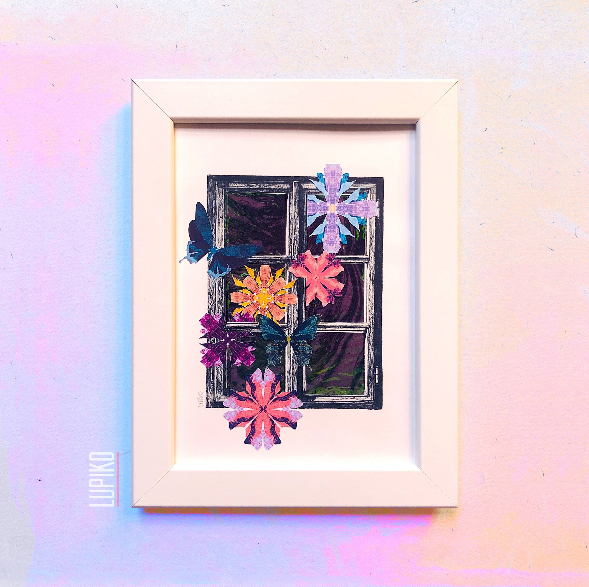 Illustration Papillons Fleurs Holographiques avec Cadre, Fabriqué en France et Fait à La Main Orange