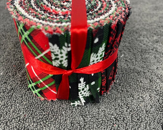 Jelly Roll, FRESH 2A, Precut Fabric Strips, Snowflakes, Plaid, Holly, Candy Canes, 20 Piece