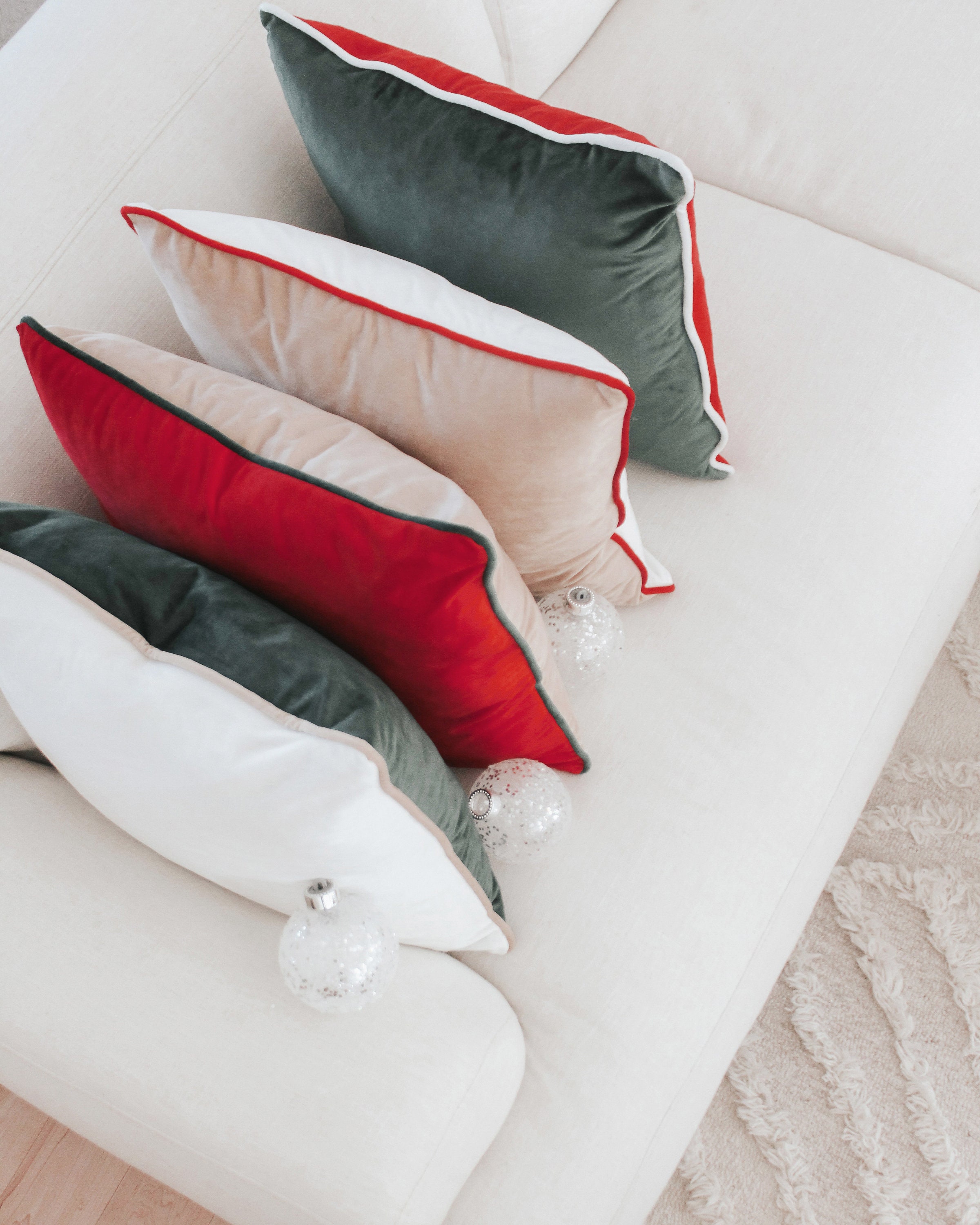 Christmas Set Pack of 4 Decorative Throw Pillow Covers 18  Etsy