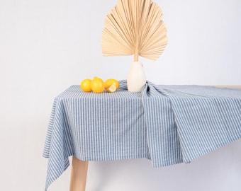Guaria Tablecloth – Striped Farmhouse Picnic Stonewashed Cotton Tablecloth (Blue/White Stripes)