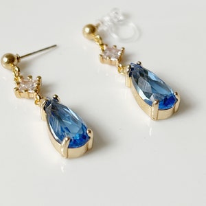 Teardrop Earrings, waterdrop delicate earring, elegant dangle pendant, Gift for her