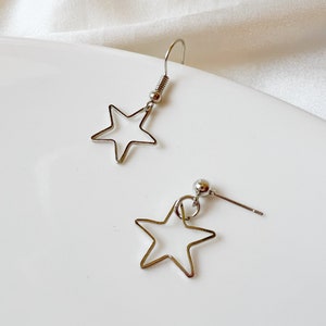Silver Star Hollow Earrings, Dainty Metal Jewellery, Pierced or Clip on Options, Non Pierced Gift for Her, Minimalist Geometric Dangle