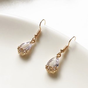 Teardrop Earrings, Female Baroqu Casual waterdrop delicate earring, Elegant Retro Ethnic dangle pendant, Gift for her
