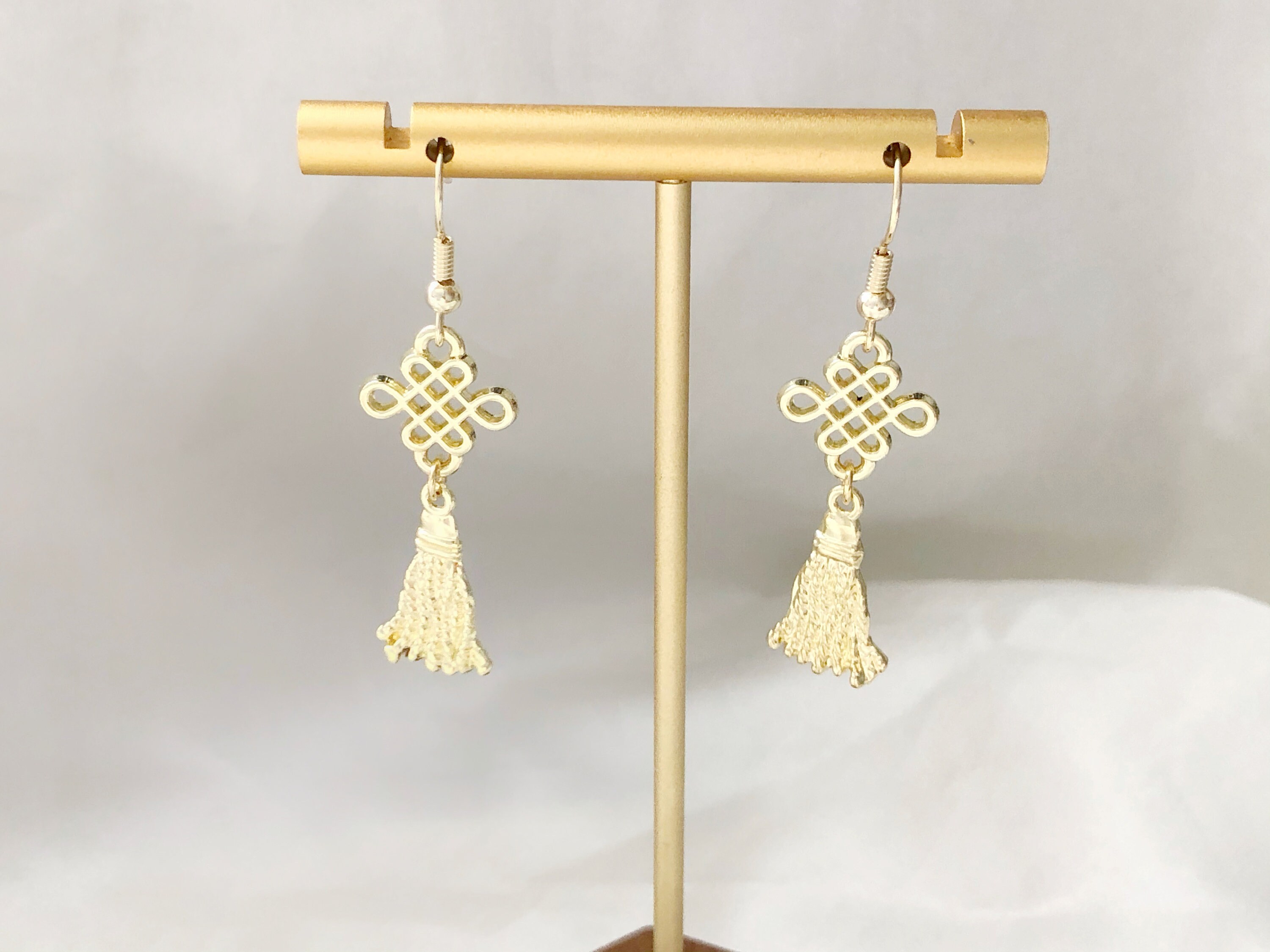 Traditional Chinese Knot Earrings in Gold or Red | Ear Wire