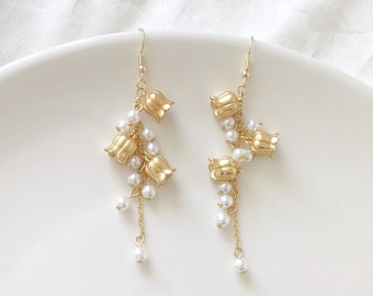 Cute Flower long dangle earrings, Fairy Flower Earrings, Dainty Floral earring, Gift for her, gift for mum
