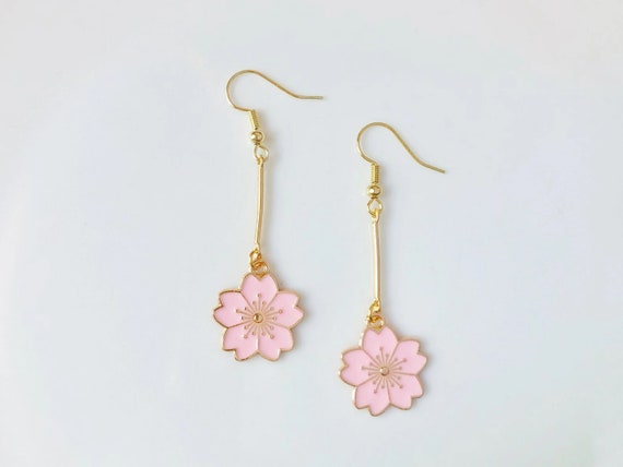 Orecchini a bottone con fiore di rosa / Delicati gioielli