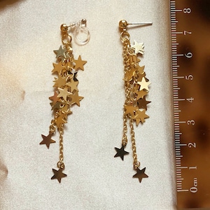 Vintage style gold star Earrings, delicate Clip on dangle pendant, Gift for her image 3