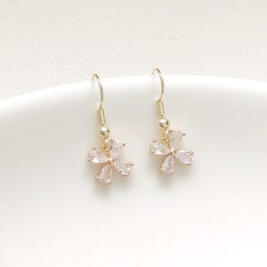 Crystal Flower Drop Earrings Elegant Floral Dangle Earrings Gift for Her Bridal Wedding Jewellery Birthday Anniversary Present