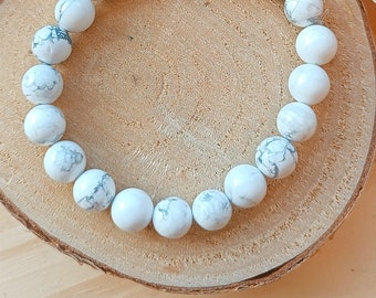 Bracelet en pierre naturelle, howlite ( perles 8 ou 6mm, ancrage, stabilité, gestion des émotions, prise de décisions, anti stress )