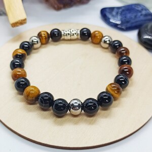 Natural stone bracelet of onyx and tiger&#39;s eye (protection, man, woman, lithotherapy, minerals, elastic, gem, black, brown)