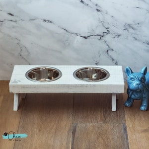 Kleiner Premium Hundeschalenständer, Verschiedene Farbe, Holz, Erhabene Hundeschale, Erhöhte Hundeschale, rustikale Bauernhaus Hundeschale, Hundeschalen