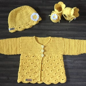 CROCHET PATTERN - Daisy Crochet Baby Cardigan Hat and Booties Set Prem - 1 Year DK/8Ply (008)