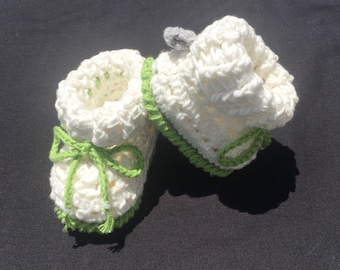 Crochet PATTERN - Ivy Easy Baby Booties Newborn - 1 Year DK/8 Ply (030)