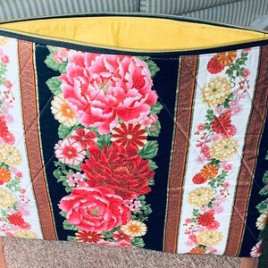 13 “x12.5” x1” Floral Patchwork Mehrzweck Beuteltasche mit Seitentasche, Buchhülle, Buchschutz, E-Reader Tasche