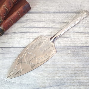 Fetta di torta decorata EP vintage con motivo a re / paletta per torta / coltello per torta / fetta per torta / paletta per torta