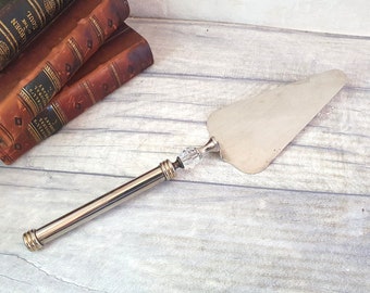 Vintage vit metall tårtbit / tårtbestick / tårtkniv / pajbit / pajbestick