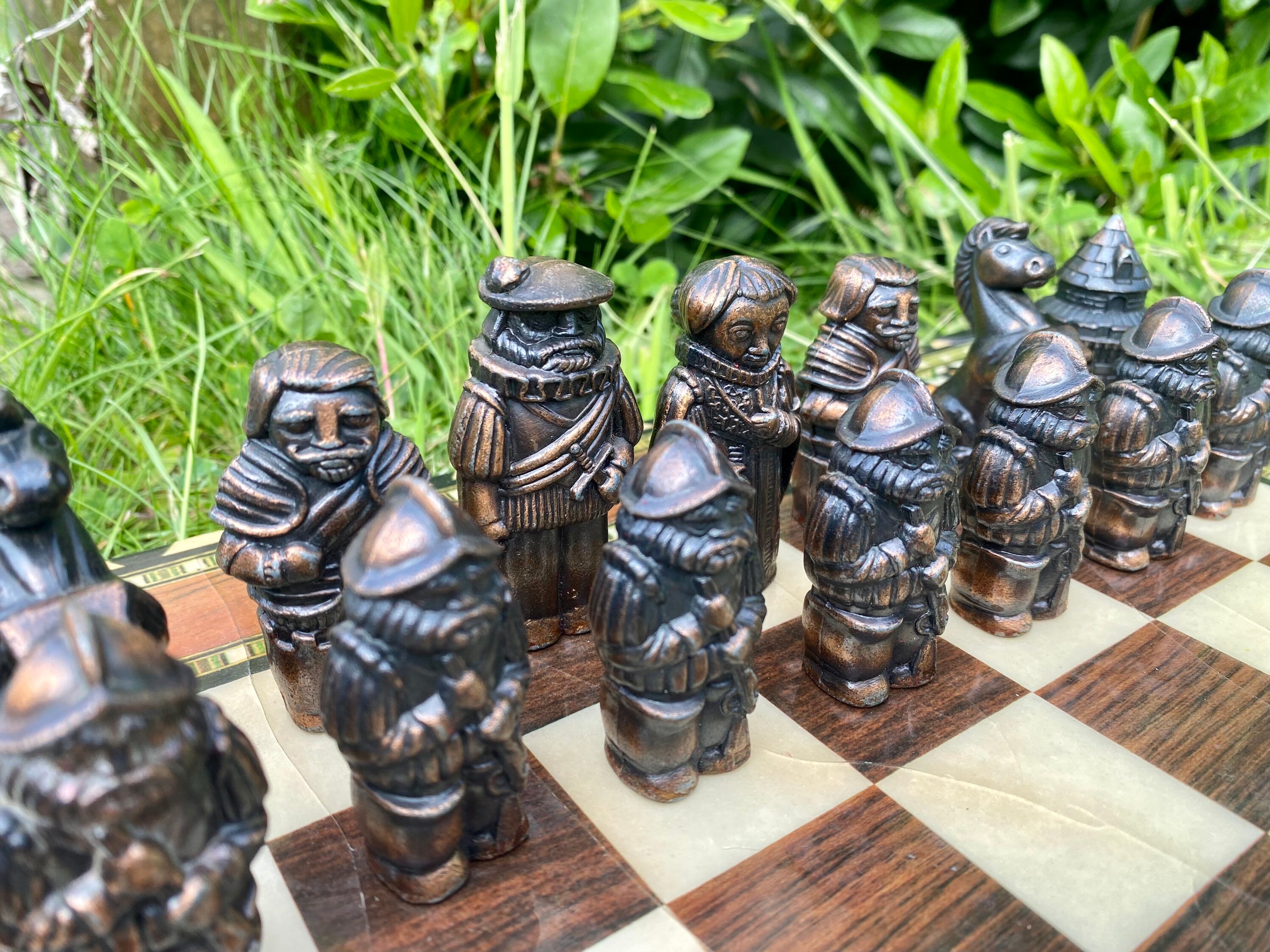 Buy Vintage Chess Set With Resin Board and Metal Pieces / Ajedrez