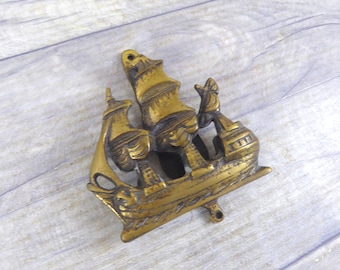 Brass Sailing Ship Door Knocker - Vintage Antique Door furniture
