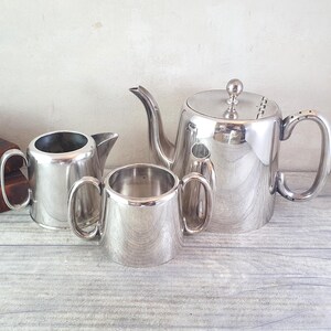 Vintage silver plated hotel ware 3 piece tea set / silver plated tea set with milk jug, sugar bowl and teapot - composite set