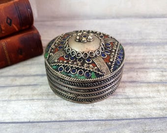 Vintage Round Enamelled trinket box with lid / snuff box / jewellery box Possibly Moroccan Kabyle Berber Craft